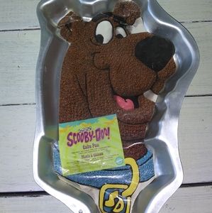 Scooby doo cake pan